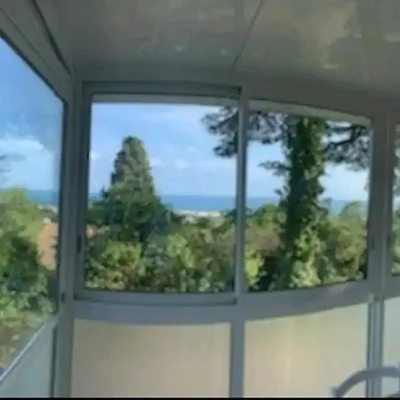 Maisonnette Saint Clair, La Vie Est Belle!