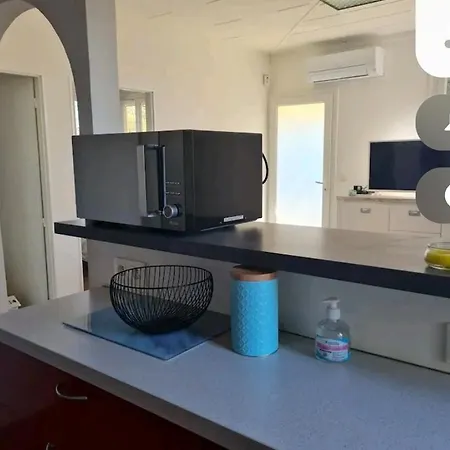 Maisonnette Saint Clair, La Vie Est Belle!