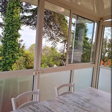 Дом отдыха Maisonnette Saint Clair, La Vie Est Belle!